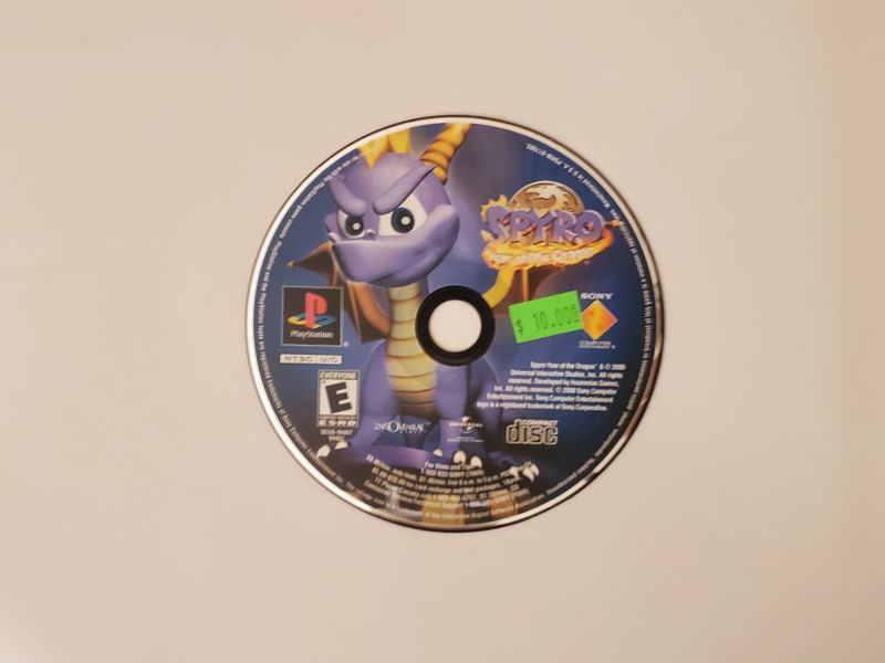Sony PlayStation 1 Spyro: Year of the Dragon video game