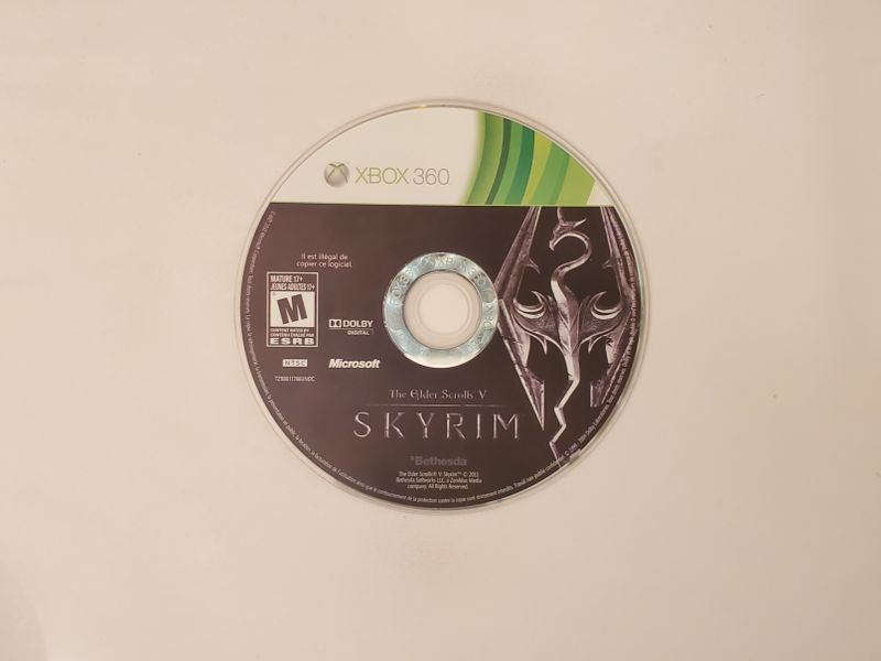 Microsoft Xbox 360 Elder Scrolls V: Skyrim video game