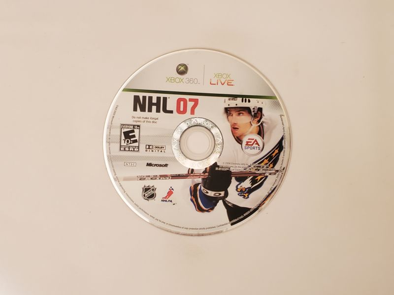 Microsoft Xbox 360 NHL 07 video game