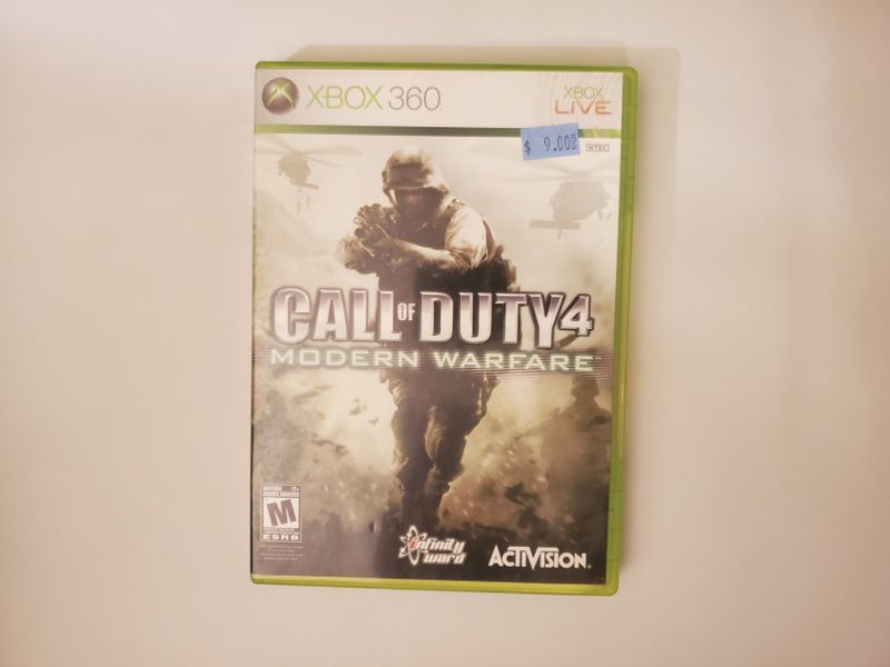 Microsoft Xbox 360 Call of Duty 4  Modern Warfare video game