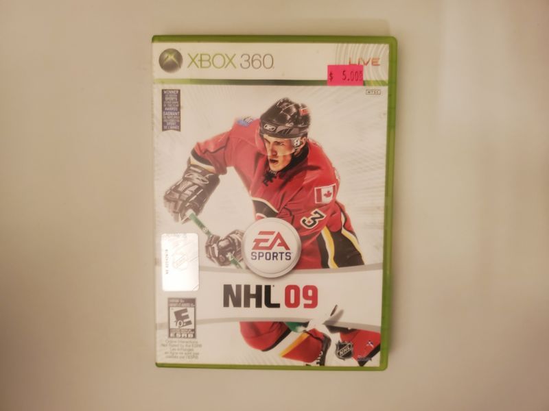 Microsoft Xbox 360 NHL 09 video game