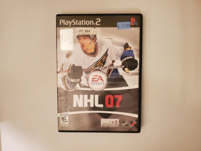 Sony PlayStation 2 NHL 07 video game