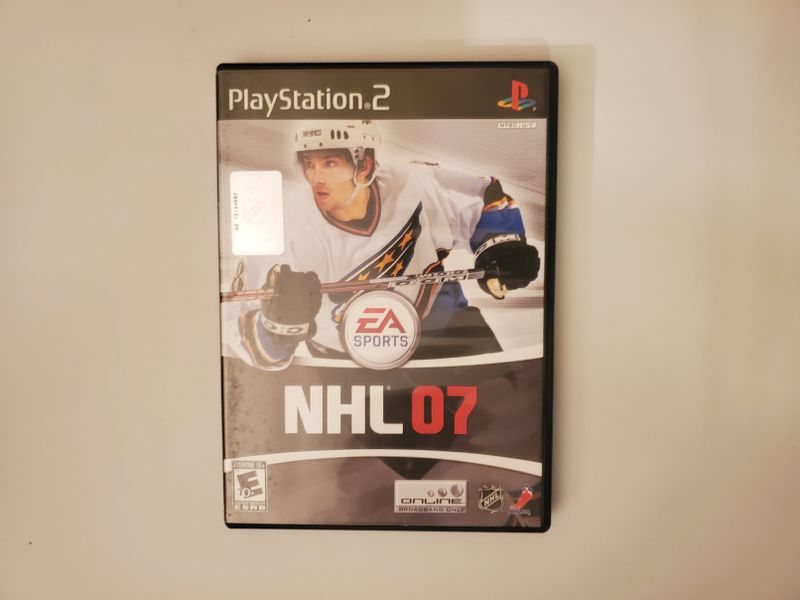 Sony PlayStation 2 NHL 07 video game