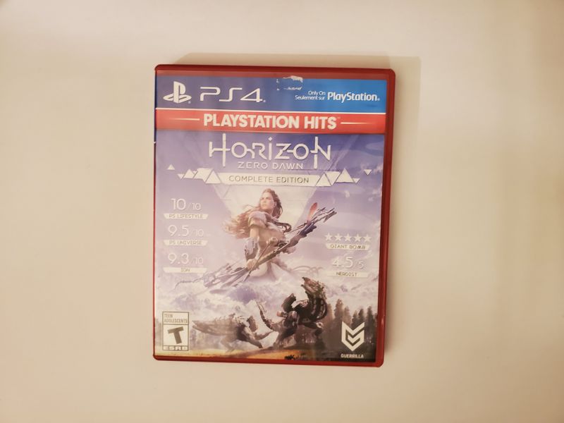Sony PlayStation 4 Horizon Zero Dawn: Complete Edition (PlayStation Hits) video game