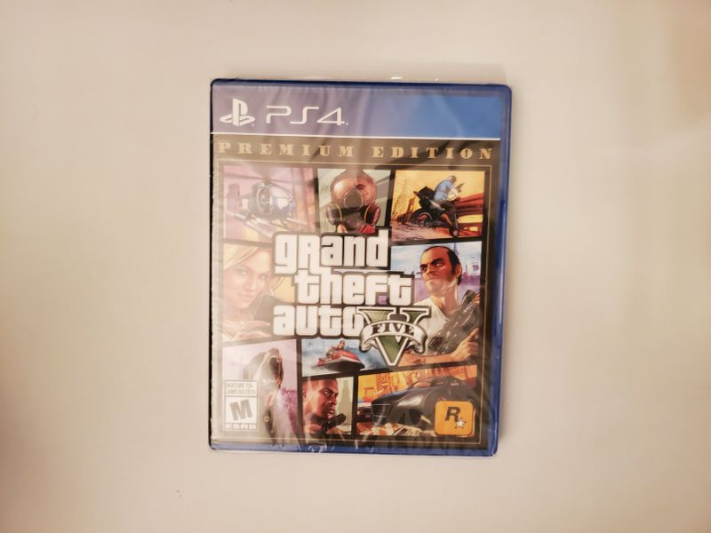 Sony PlayStation 4 Grand Theft Auto V (Premium Edition) video game