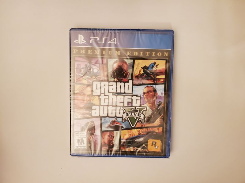 Sony PlayStation 4 Grand Theft Auto V (Premium Edition) video game