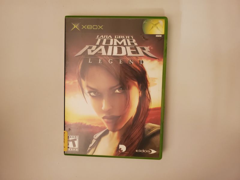 Microsoft Xbox Lara Croft Tomb Raider Legend video game