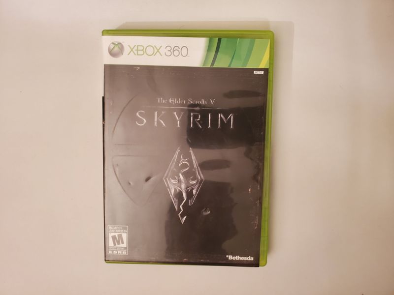 Microsoft Xbox 360 Skyrim The Elder Scrolls V video game