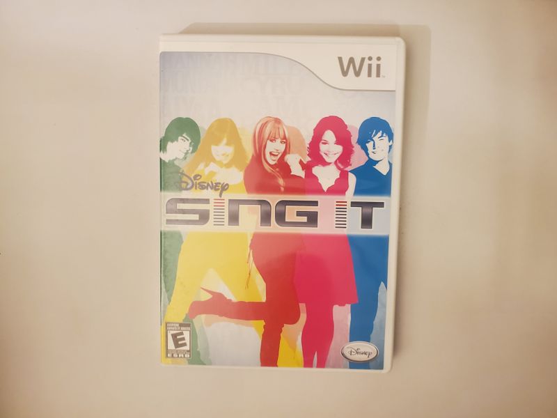 Nintendo Wii Disney Sing It video game