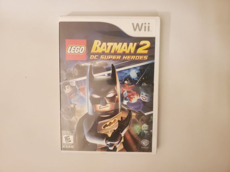 Nintendo Wii LEGO Batman 2 DC Super Heroes video game