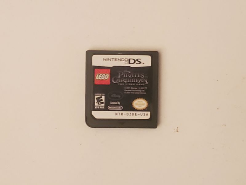 Nintendo DS LEGO Pirates of the Caribbean: The Video Game video game