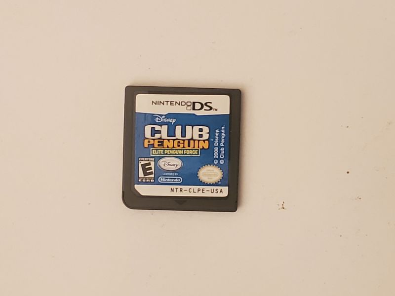 Nintendo DS Club Penguin: Elite Penguin Force video game
