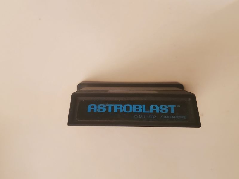 Atari 2600 Astroblast video game