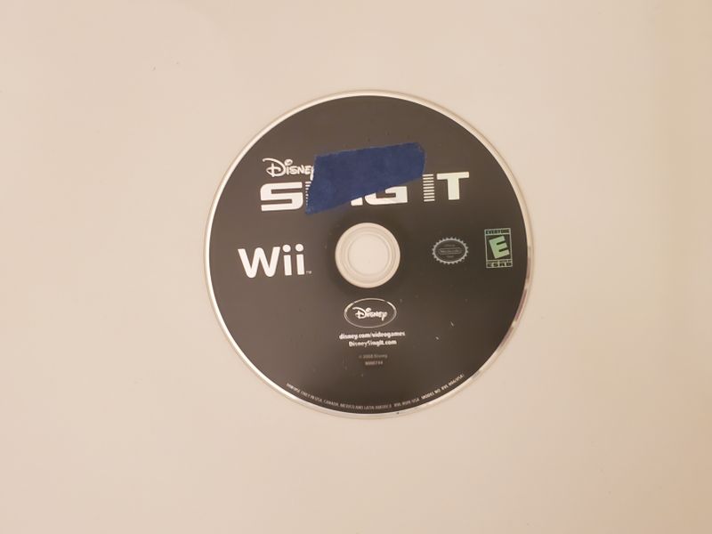 Nintendo Wii Disney Sing It video game