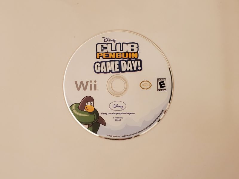 Nintendo Wii Disney Club Penguin: Game Day! video game