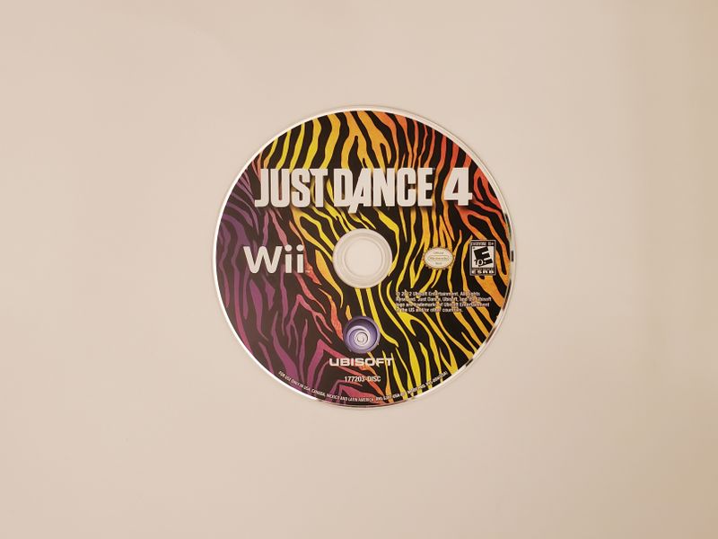 Nintendo Wii Just Dance 4 video game