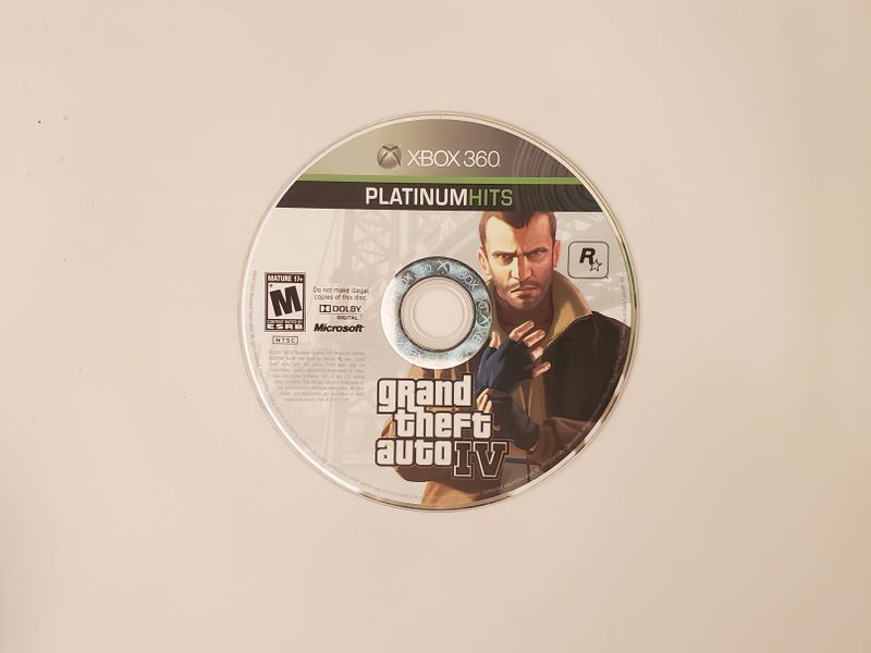 Microsoft Xbox 360 Grand Theft Auto IV [Platinum Hits] video game