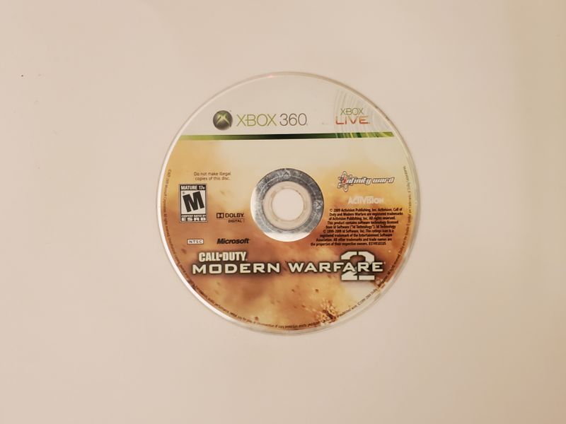Microsoft Xbox 360 Call of Duty Modern Warfare 2 video game