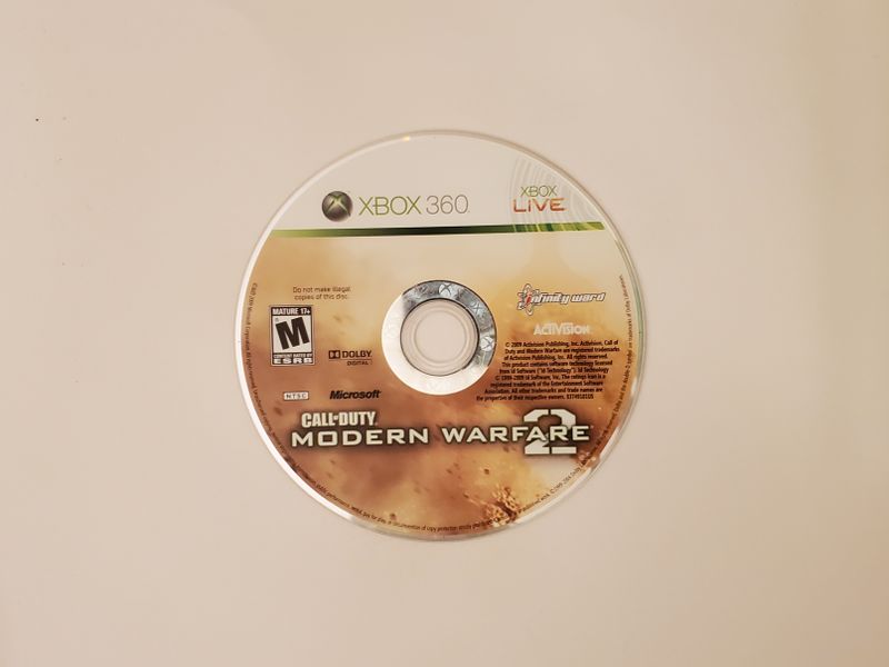 Microsoft Xbox 360 Call of Duty Modern Warfare 2 video game