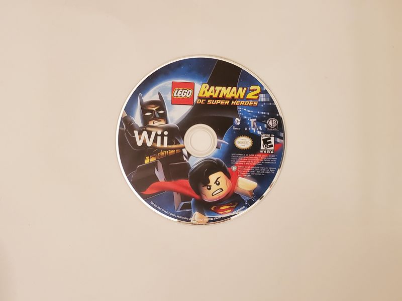 Nintendo Wii LEGO Batman 2: DC Super Heroes video game