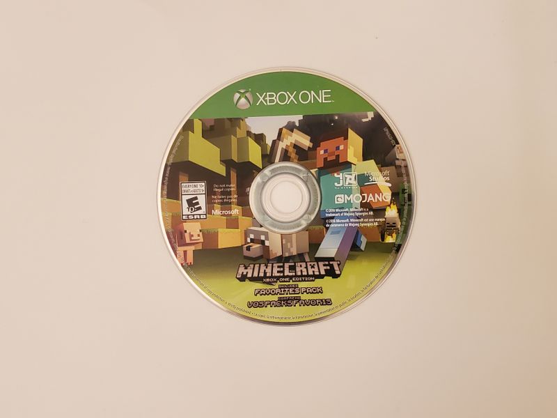 Microsoft Xbox One Minecraft: Xbox One Edition video game
