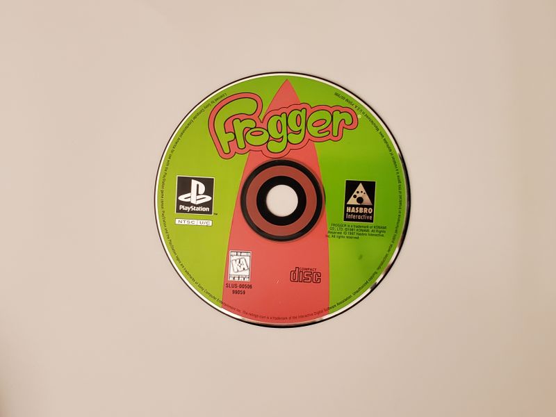 Sony PlayStation 1 Frogger video game