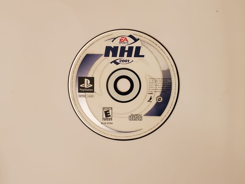 Sony PlayStation 1 NHL 2001 video game