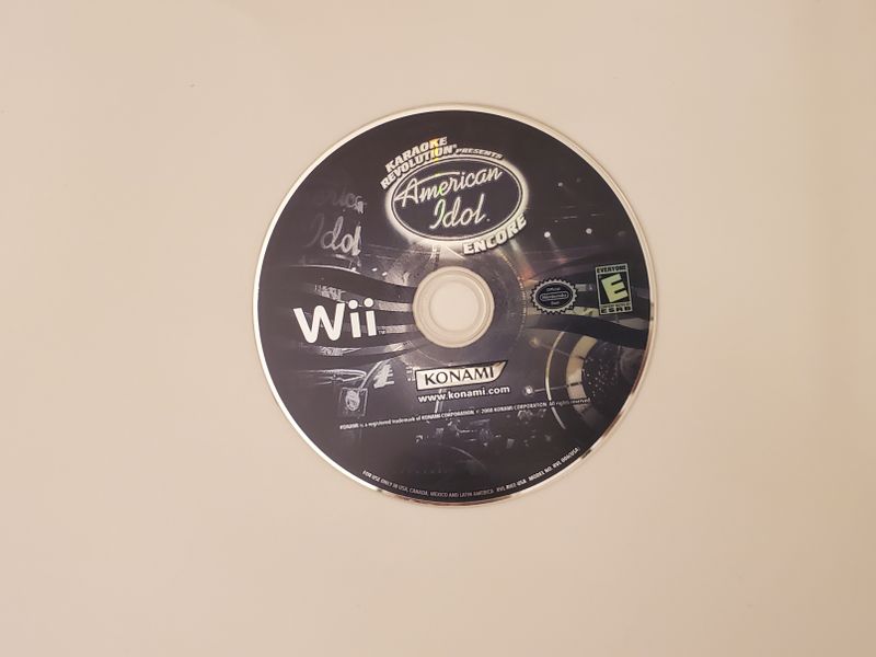 Nintendo Wii Karaoke Revolution Presents: American Idol Encore video game