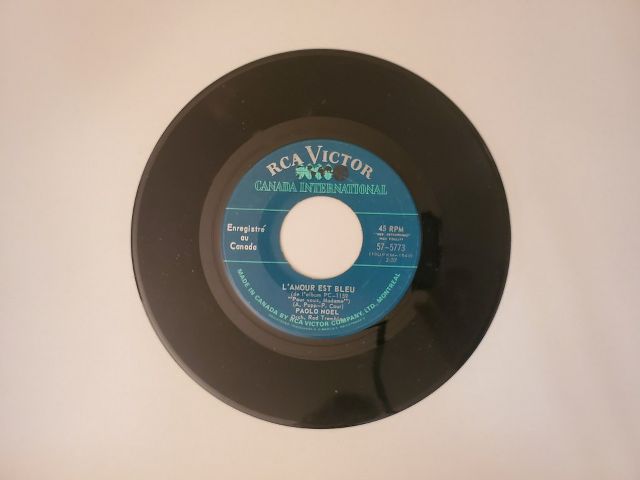 Paul Mauriat L'amour est bleu / Les Amoureux vinyl record
