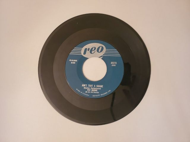 Pat Boone Ain't That a Shame / Tennessee Saturday Night vinyl record