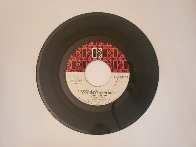 The New Seekers featuring Eve Graham Look What They've Done To My Song Ma / It's a Beautiful Day vinyl record