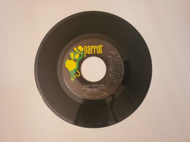 Tom Jones Love Love Love / La La La (Just Having You Here) vinyl record