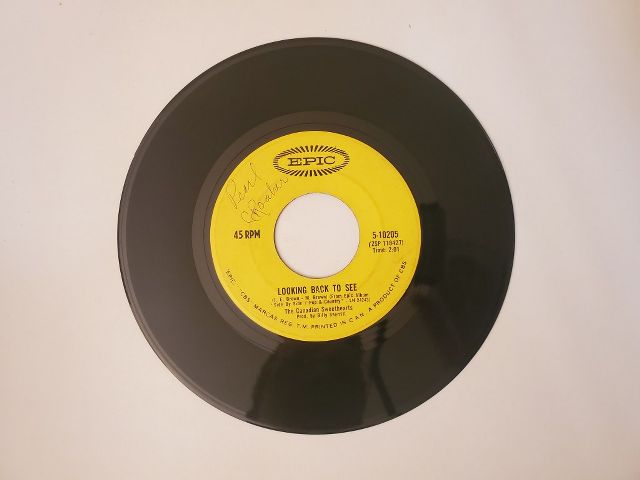 The Canadian Sweethearts Looking Back to See / Too Far Gone vinyl record