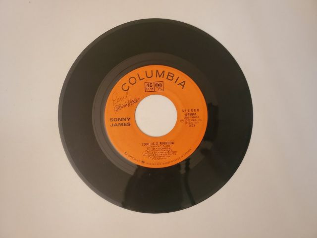 Sonny James Love Is a Rainbow / When the Snow is on the Roses vinyl record