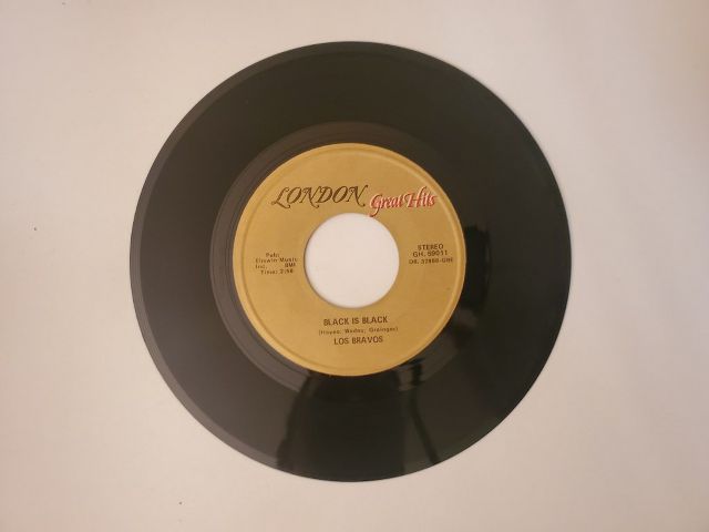 Los Bravos Black is Black / Bring a Little Lovin' vinyl record