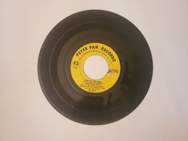 Children of the Heavenly King Open Up Your Heart (And Let the Sunshine In) / Jesus Loves Me,Stand Up for Jesus,Away in a Manger vinyl record