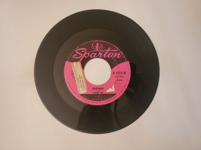 Tommy Roe Everybody / Sorry I'm Late, Lisa vinyl record