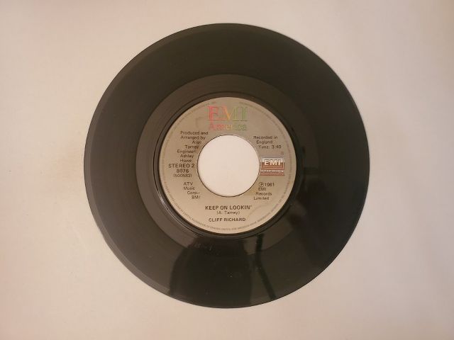 Cliff Richard Keep On Lookin' / Give a Little Bit More vinyl record