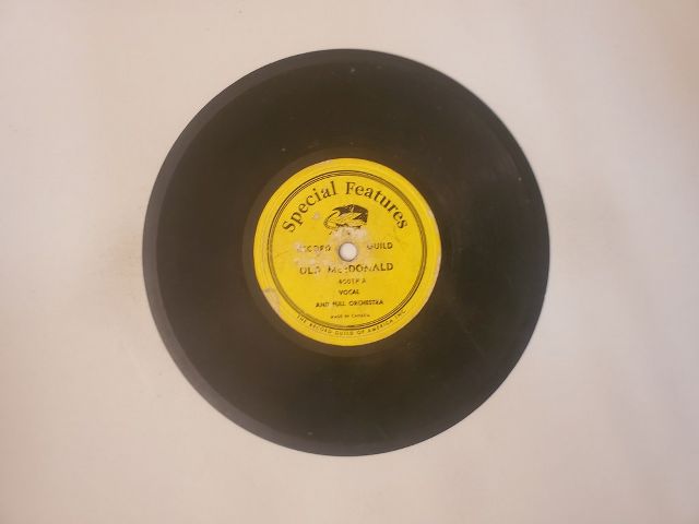 Vocal and Full Orchestra Old MacDonald / Oh, Where Has My Little Dog Gone / Old Mother Hubbard vinyl record