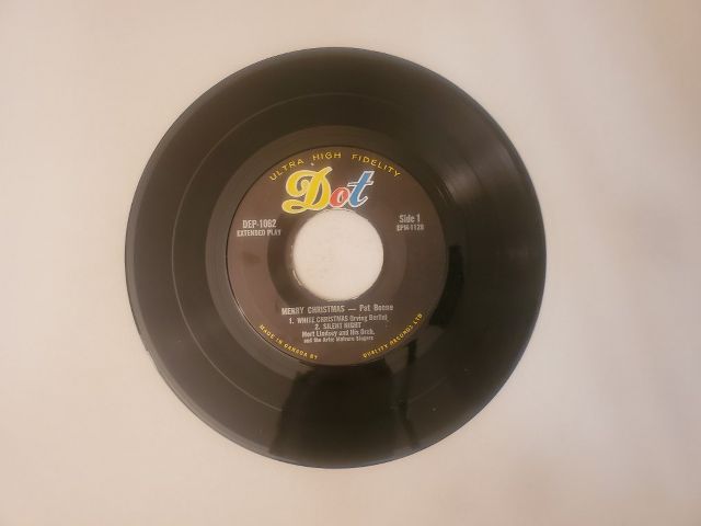 Pat Boone White Christmas,Silent Night / Jingle Bells,Santa Claus Is Comin' to Town vinyl record