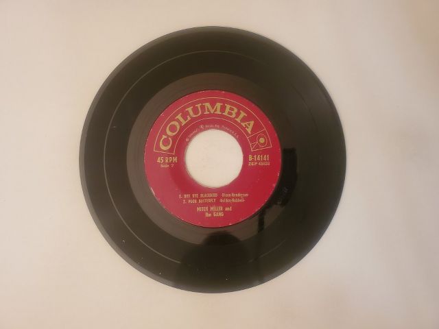 Mitch Miller and the Gang Bye Bye Blackbird,Poor Butterfly / Dancing with Tears in My Eyes,Silver Moon vinyl record