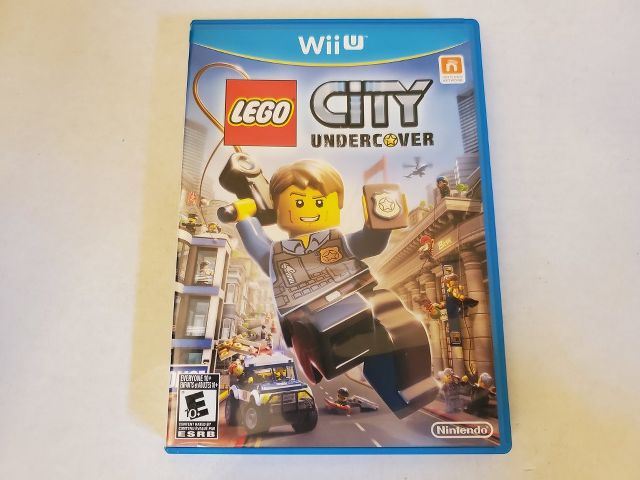 Nintendo Wii U LEGO City Undercover video game