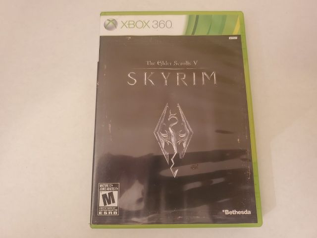 Microsoft Xbox 360 Skyrim The Elder Scrolls V video game