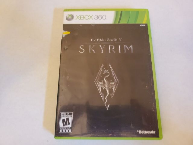 Microsoft Xbox 360 Skyrim The Elder Scrolls V video game