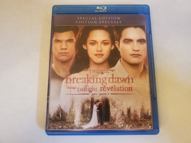 Blu-Ray Breaking Dawn Part 1 Special Edition video game