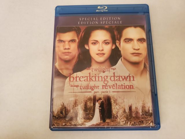 Blu-Ray Breaking Dawn Part 1 Special Edition video game