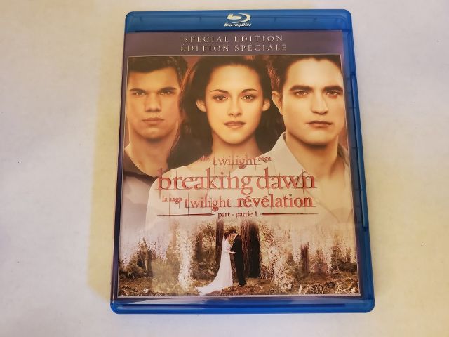 Blu-Ray Breaking Dawn Part 1 Special Edition video game