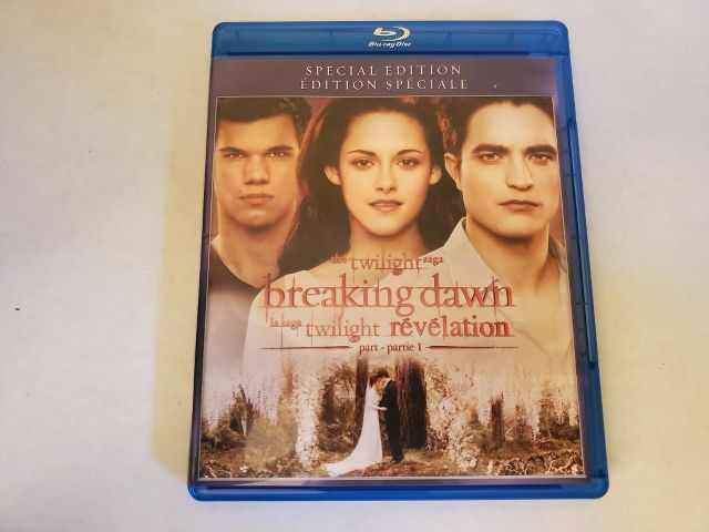 Blu-Ray Breaking Dawn Part 1 Special Edition video game