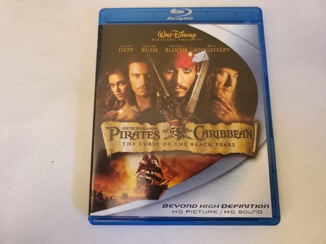 Blu-Ray Pirates of the Caribbean The Curse of the Black Pearl video game