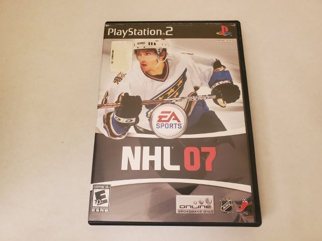 Sony Playstation 2 NHL 07 video game